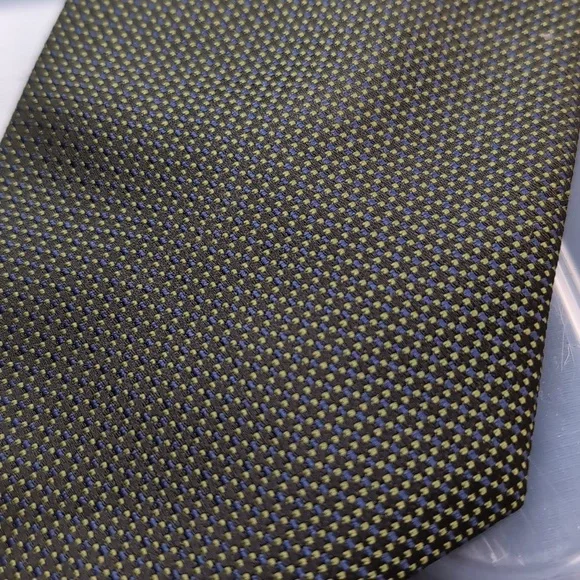 Protocol Tie - Picture 2 of 3